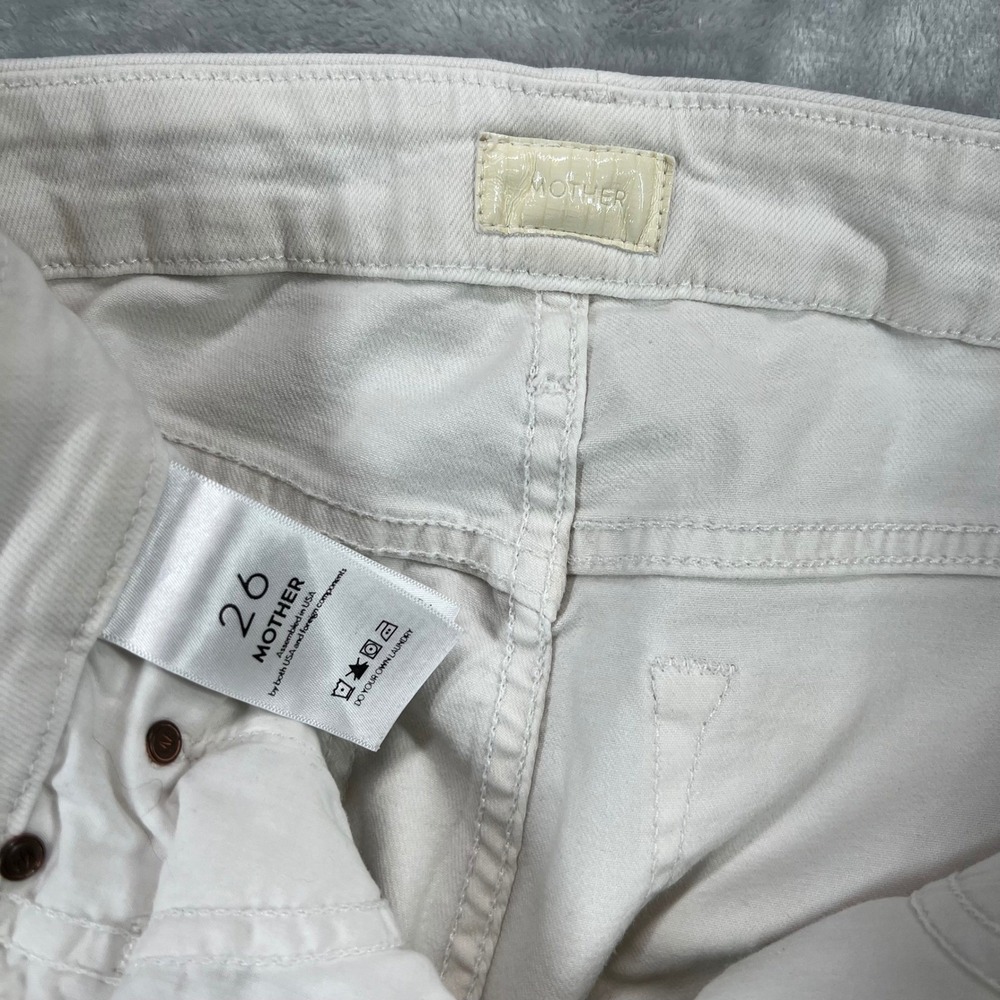 MOTHER High Waisted Looker Ankle Fray Jeans Stayin Alive White Size 26 - Picture 5 of 9
